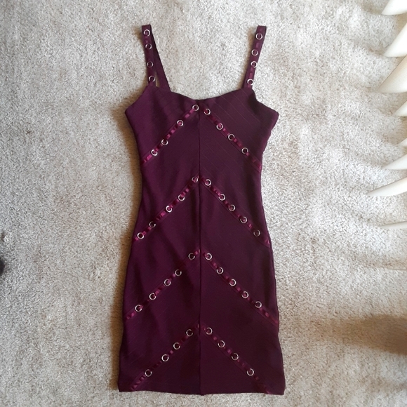 Forever 21 Dresses & Skirts - |3/$30| O-ring bodycon mini